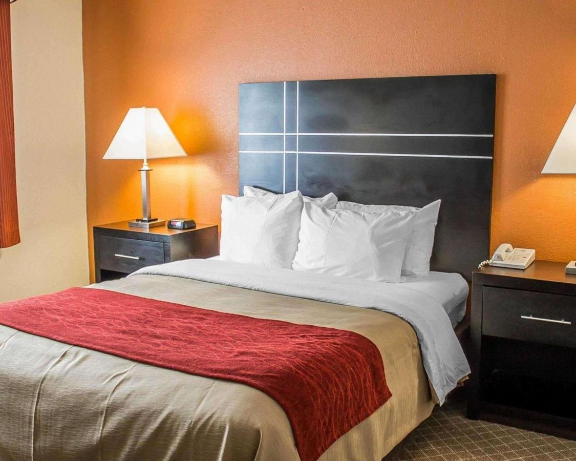 Norwood Inn & Suites Кълъмбъс Екстериор снимка